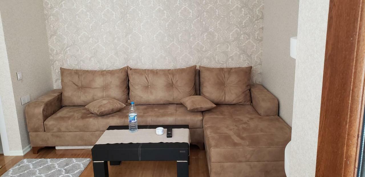 Уютная Квартира В Центре Баку Apartment Luaran gambar